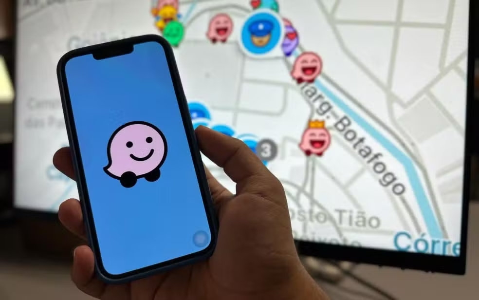 Waze e Detran-GO: Justiça nega suspensão de alertas de blitz