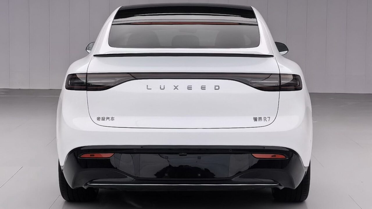 Luxeed R7 chega na China com autonomia de 1.570 km