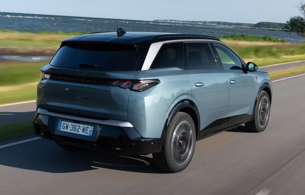Peugeot 3008 e 5008 são registrados no Brasil e indicam retorno iminente