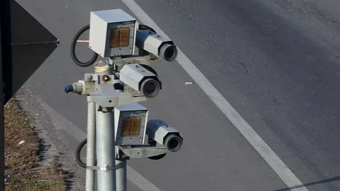 Radar escondido pode gerar multa? Veja o que diz a legislação