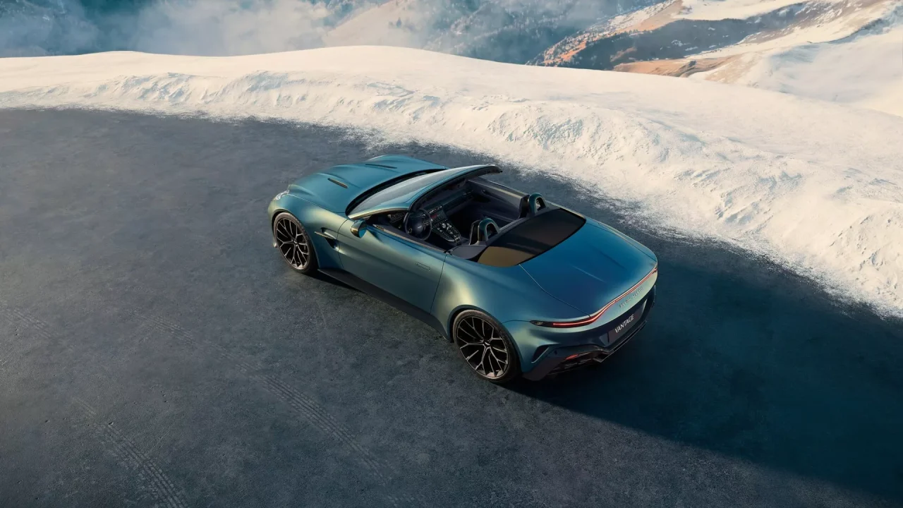 Aston Martin apresenta Vantage Roadster com 656 cv e design arrojado