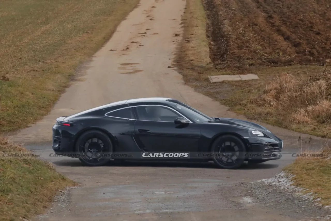 Porsche Cayman elétrico surge em testes com visual inspirado no 911