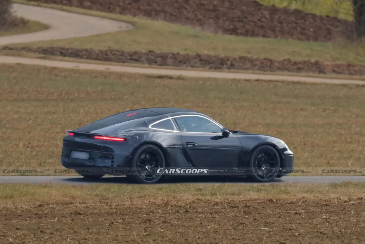 Porsche Cayman elétrico surge em testes com visual inspirado no 911