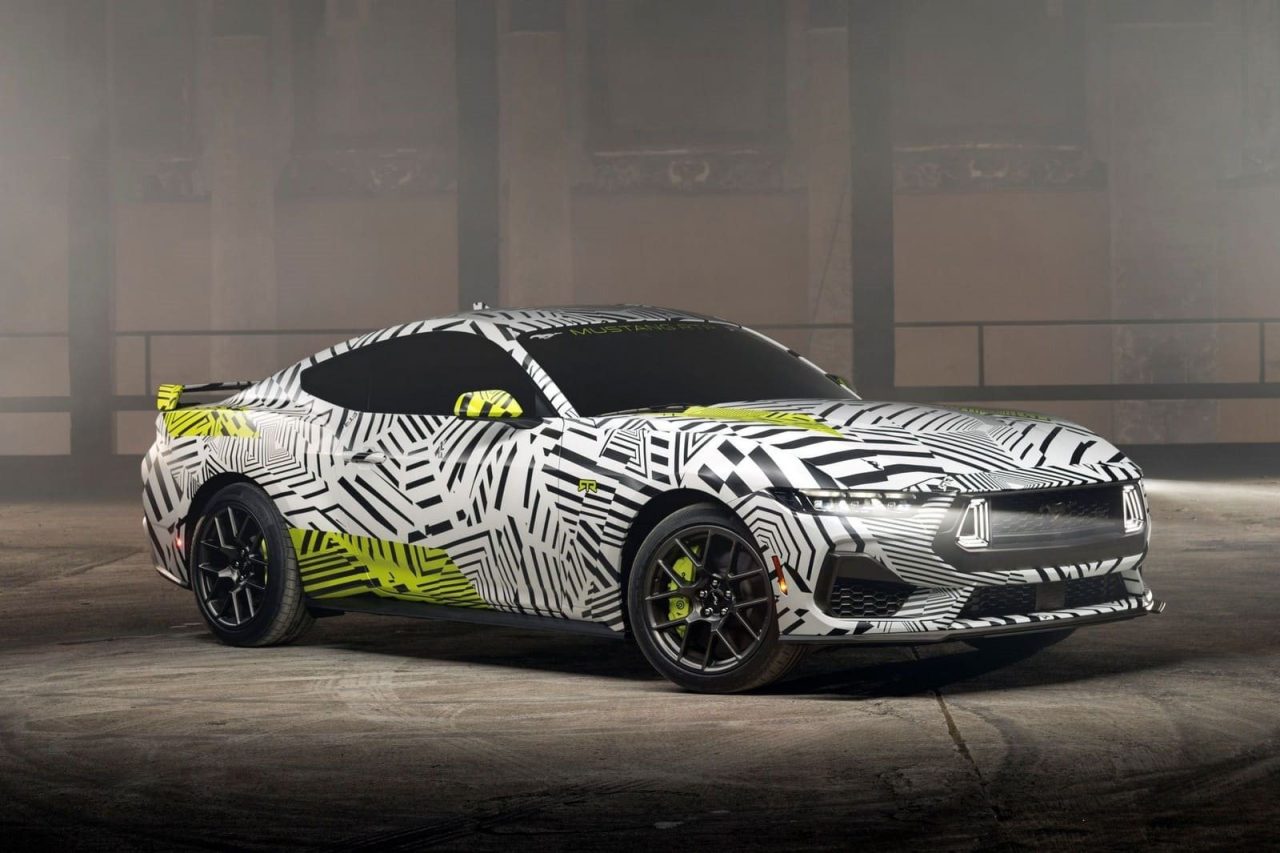 Ford e RTR Vehicles revelam Mustang focado em entusiastas de motores EcoBoost