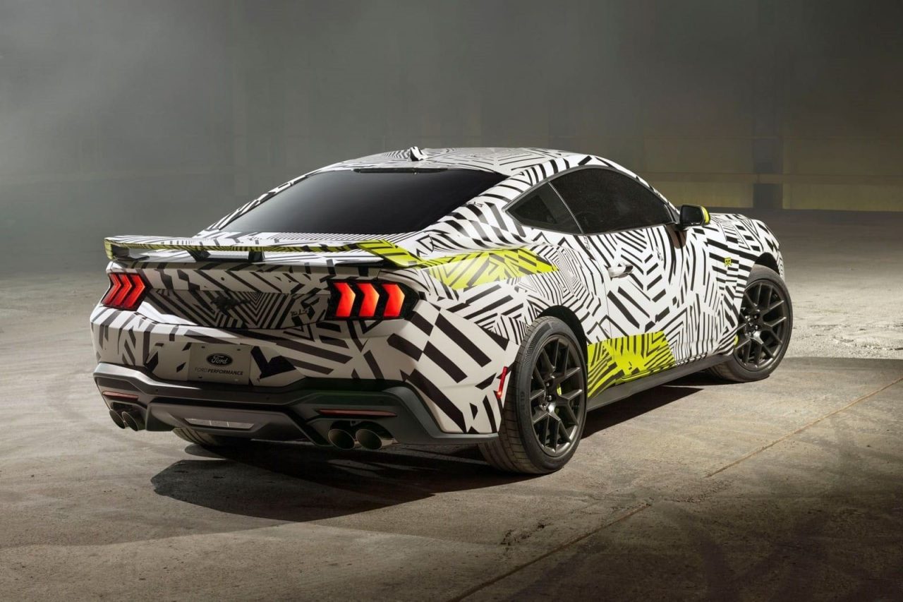 Ford e RTR Vehicles revelam Mustang focado em entusiastas de motores EcoBoost