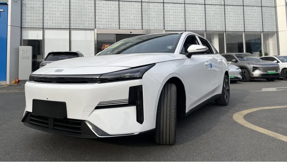 Vendas de veículos elétricos chineses têm desempenho misto em janeiro, com Geely se destacando