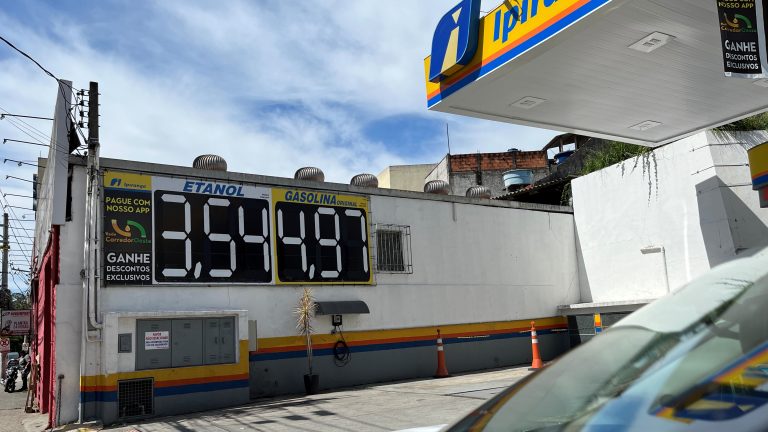 Governo federal avalia aumento do etanol na gasolina para 30% ainda em junho