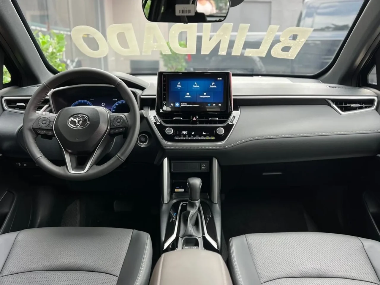 Toyota Corolla Cross sofre novo reajuste de preços de até R$ 6.100 em março