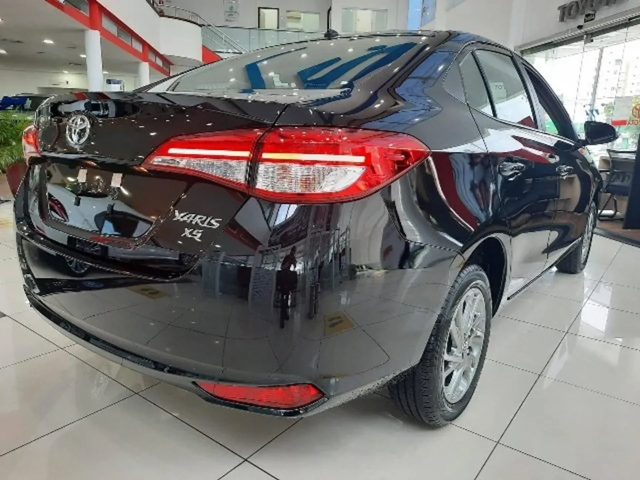 Toyota reajusta preços da linha Yaris em até R$ 4.700; veja os novos valores