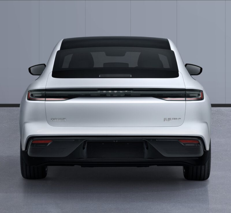 Geely Galaxy Starshine 8 EM-P é revelado na China com autonomia elétrica de 161 km