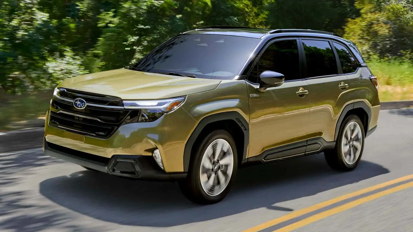Idoso em Subaru Forester causa pânico em encontro de carros em Utah