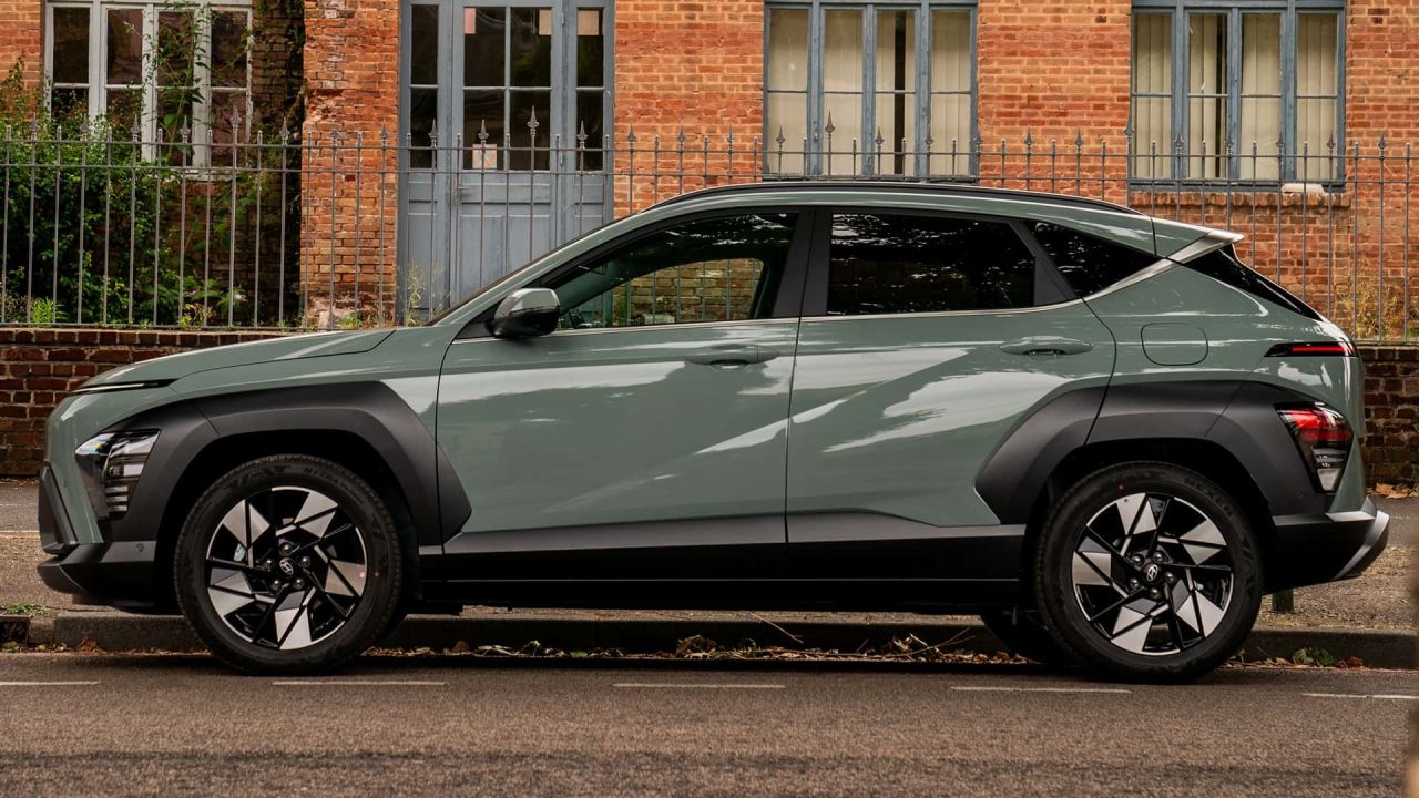 Hyundai Kona Hybrid chega ao Brasil em abril com duas versões