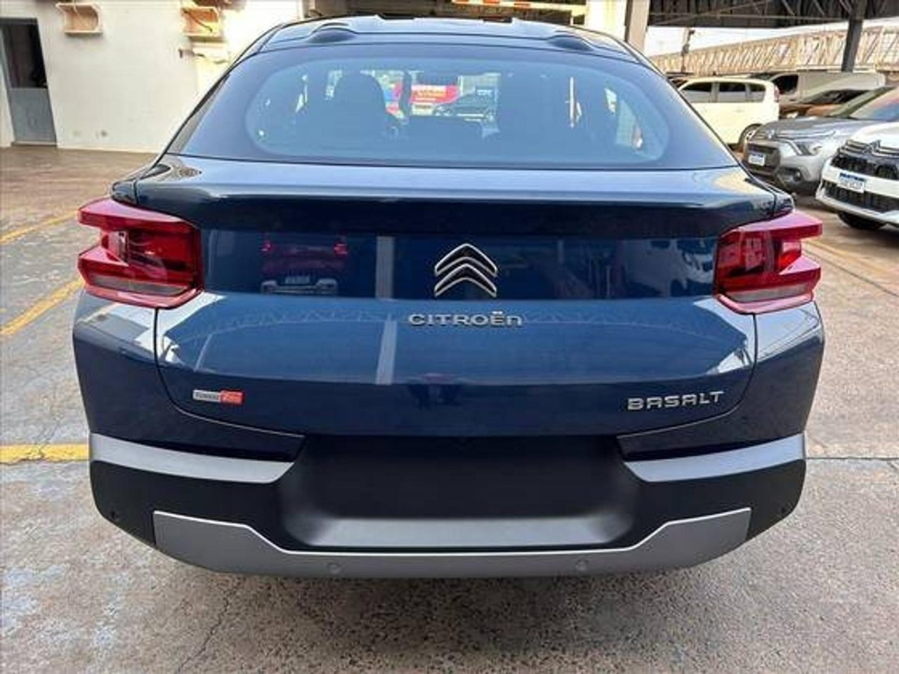 Citroën Basalt é liberado para PcD com desconto de até R$ 25.9 mil para esvaziar estoque