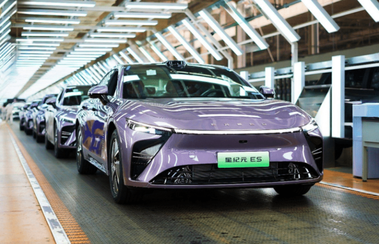 Chery Exeed Exlantix ES EREV chega ao mercado chinês em março