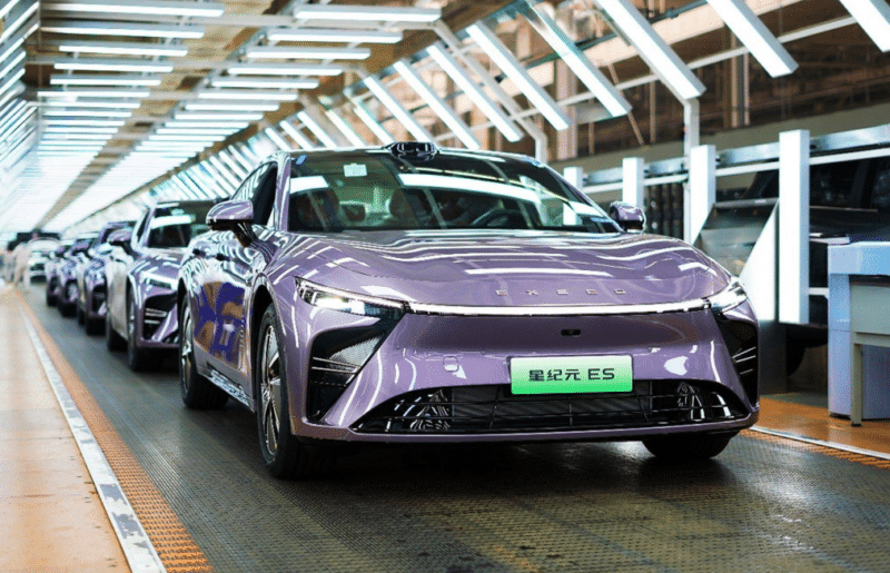 Chery Exeed Exlantix ES EREV chega ao mercado chinês em março