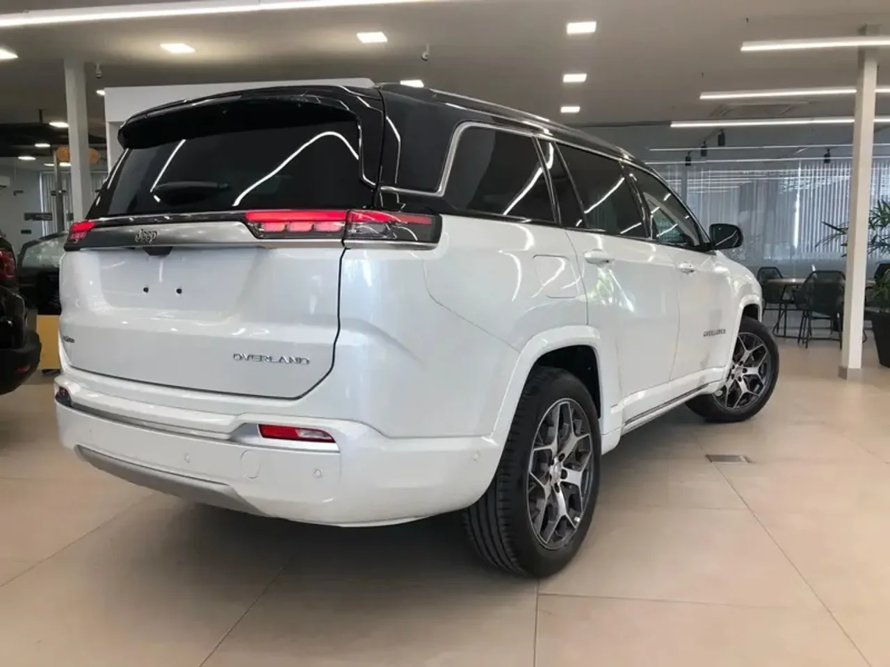 Jeep atualiza os preços do Commander para CNPJ com desconto de até R$ 44.658