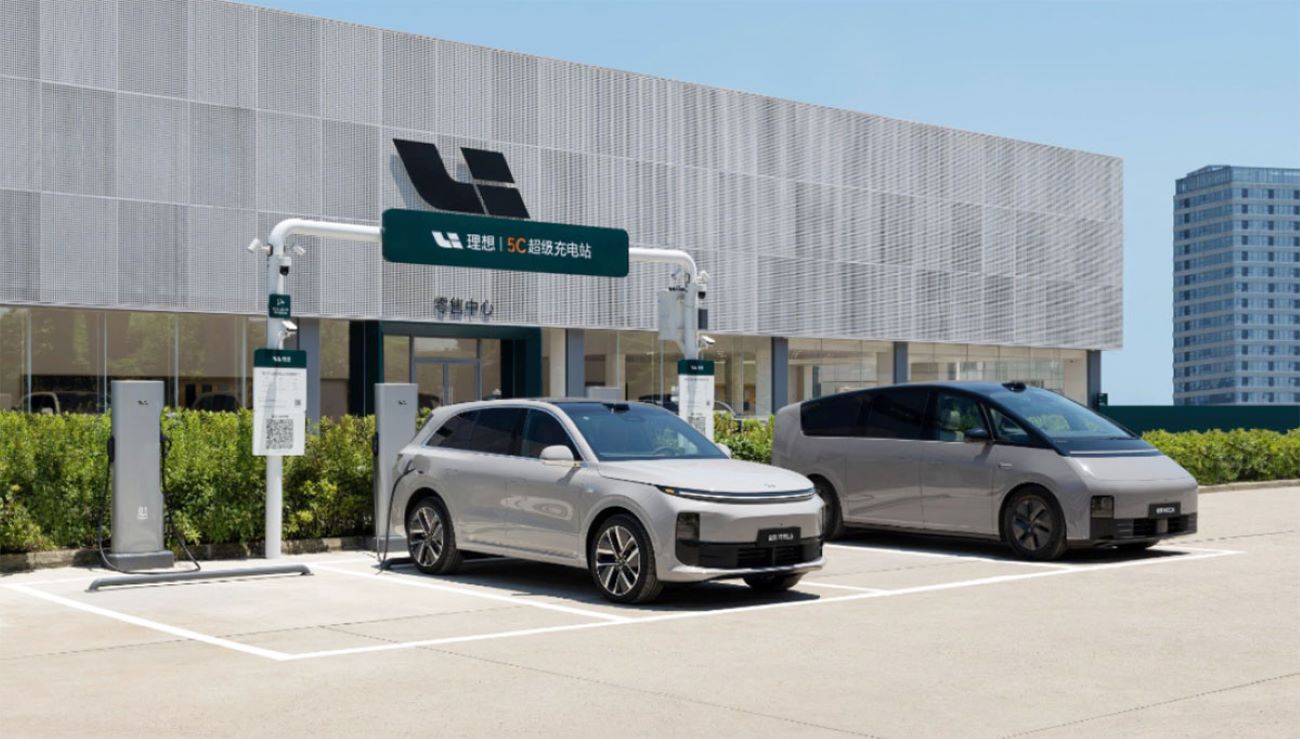 UE e China negociam sistema de preços mínimos para resolver disputas sobre tarifas de EVs