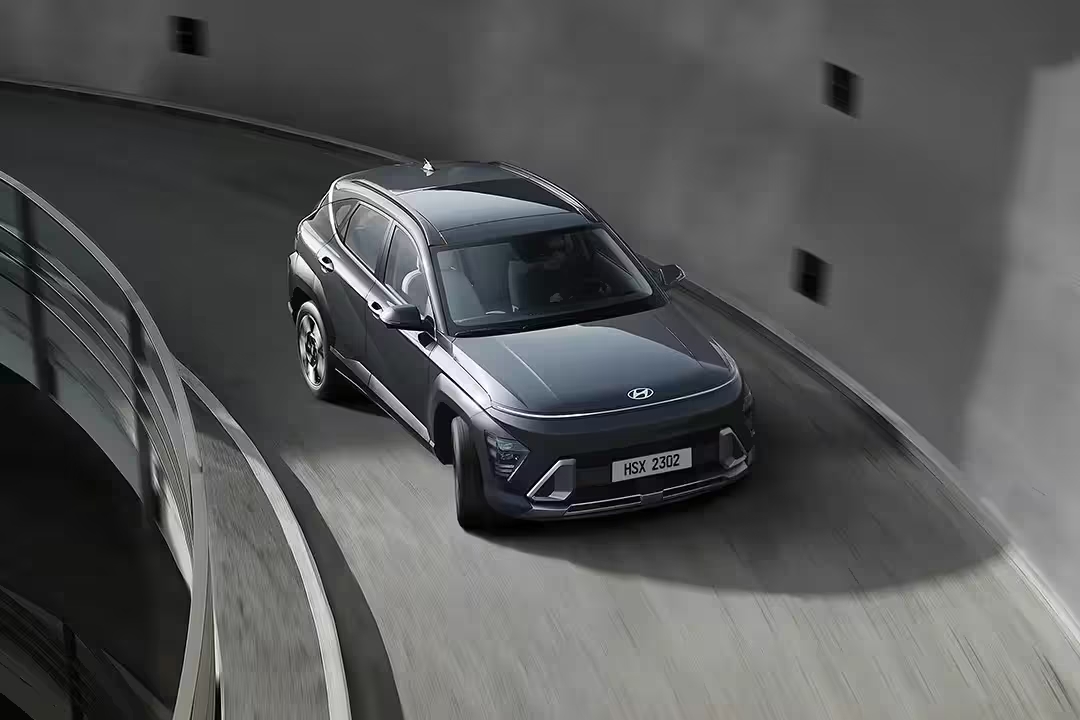 Hyundai Kona híbrido vai ser lançado em abril com visual arrojado