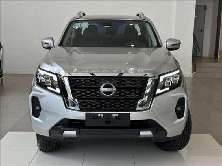 Nissan oferta Frontier XE com mega desconto de Carnaval: R$ 64,4 mil para esvaziar estoque