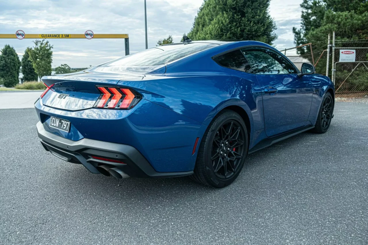 Ford Mustang GT 2025: Um V8 clássico em tempos modernos