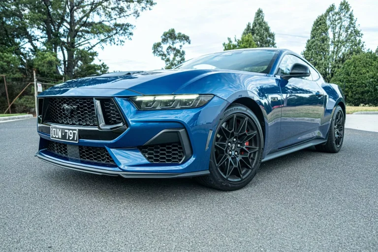 Ford Mustang GT 2025: Um V8 clássico em tempos modernos