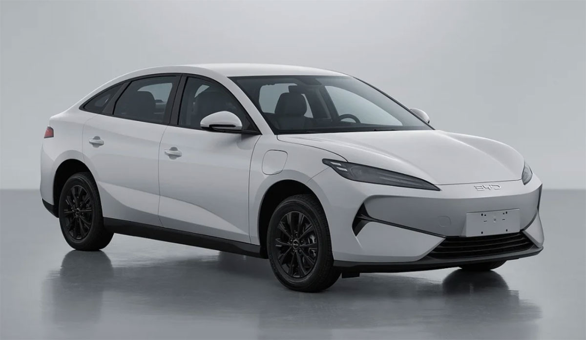 BYD apresenta novo sedan elétrico e7 com autonomia de até 520 km