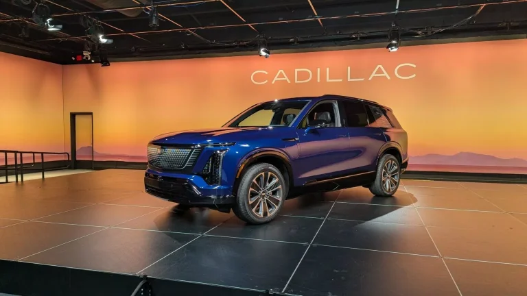 Cadillac Vistiq 2026 chega com desconto e potência de Blackwing