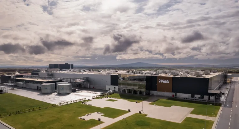 Nokian Tyres inicia entrega de pneus fabricados na nova unidade na Romênia