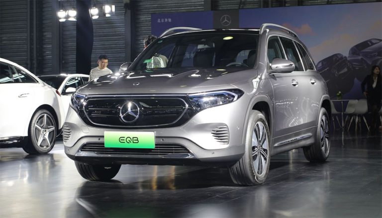 Mercedes-Benz faz recall de mais de 12 mil veículos elétricos na China devido a risco de incêndio