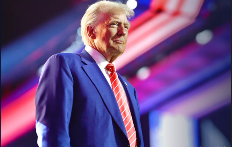 Tarifas de 25% sobre veículos importados nos EUA podem impactar o consumidor, alerta Trump