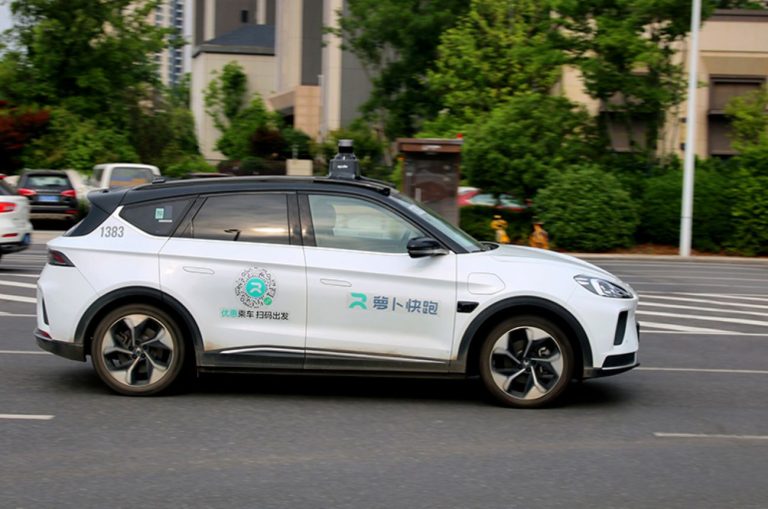 Baidu planeja implementar 1.000 robotáxis em Dubai até 2028