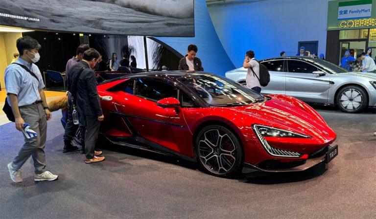 BYD almeja vender 5,5 milhões de veículos em 2025