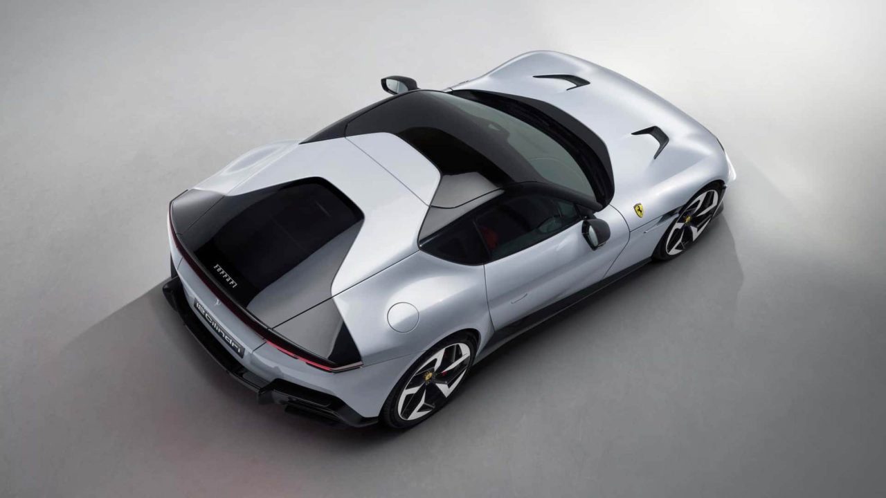 Ferrari 12Cilindri chega ao Brasil por R$ 7,9 milhões