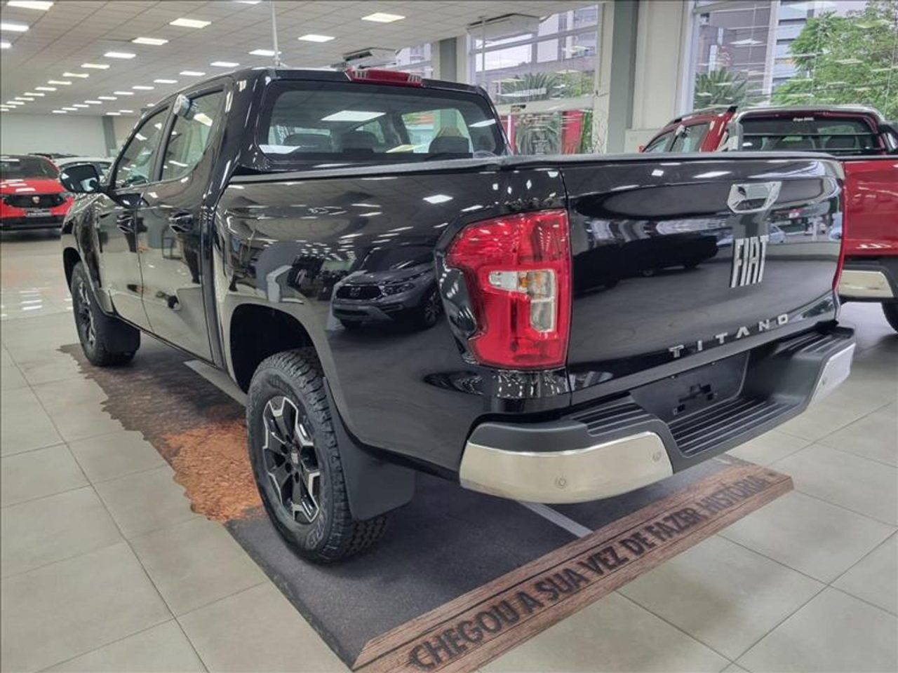 Fiat Titano Ranch tem desconto de R$ 54.600 para CNPJ em março
