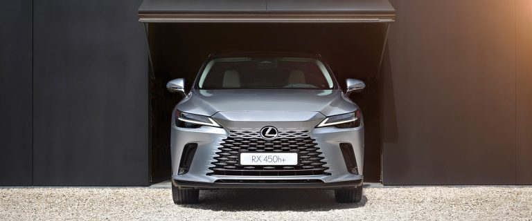 Lexus NX 450h+ chega ao Brasil para disputar mercado de SUVs híbridos plug-in