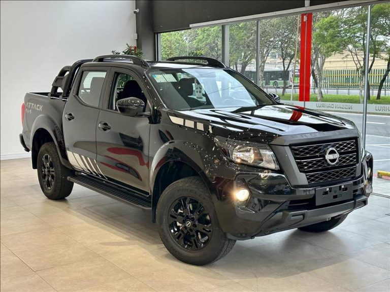 Nissan Frontier Attack com grande oferta de R$ 40.600 de desconto para acabar estoque