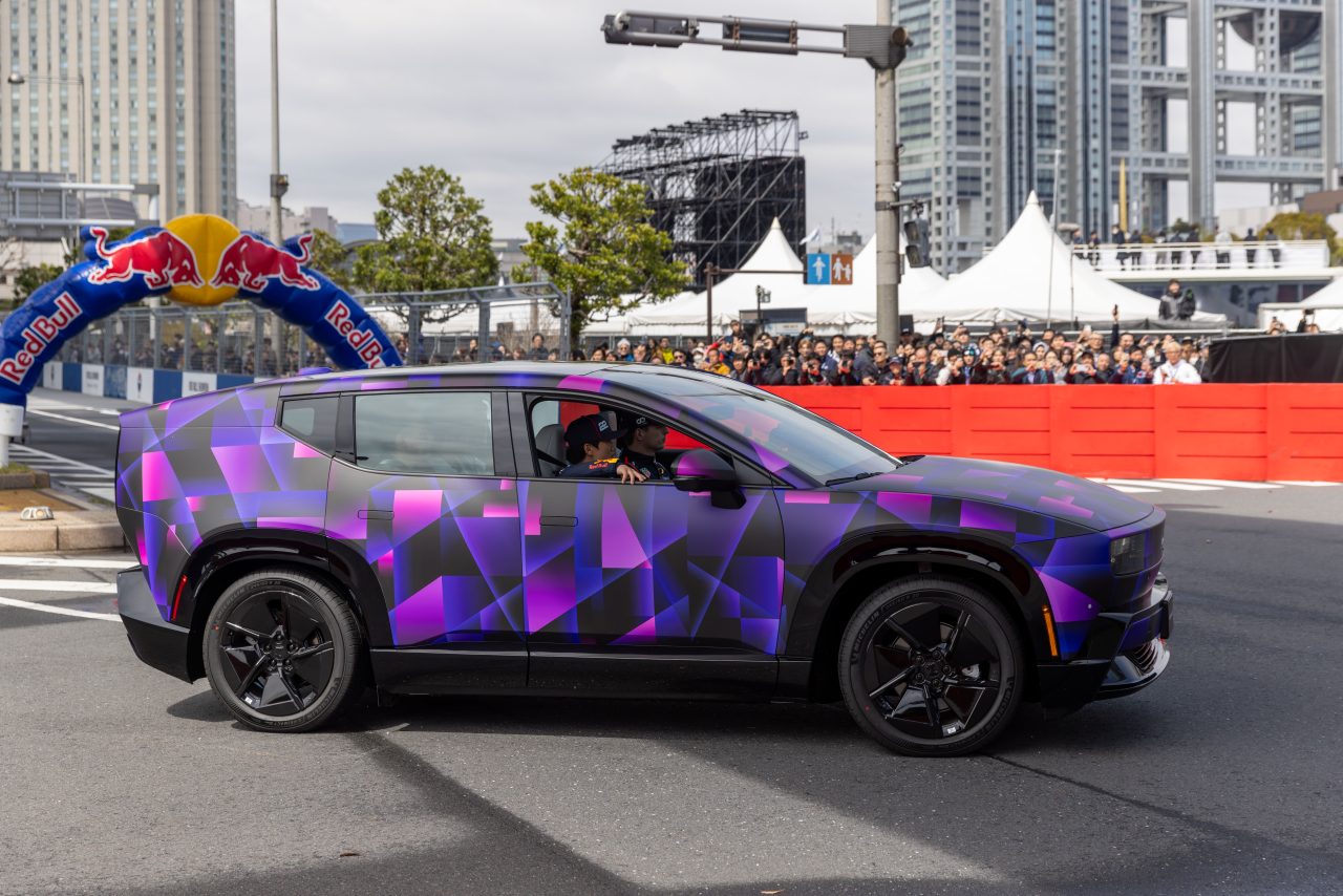 Honda 0 SUV Prototype estreia em evento da Red Bull com Max Verstappen ao volante