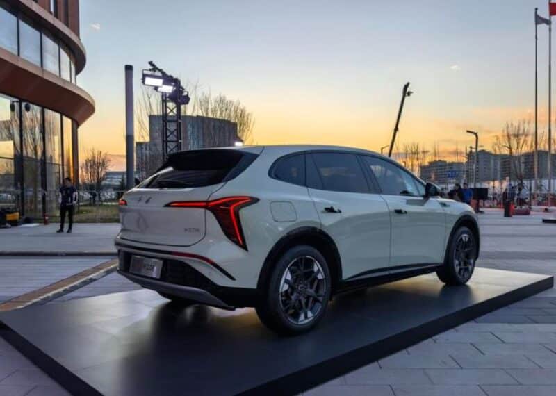 Hongqi lança SUV elétrico Tiangong 06 com autonomia de 700 km na China