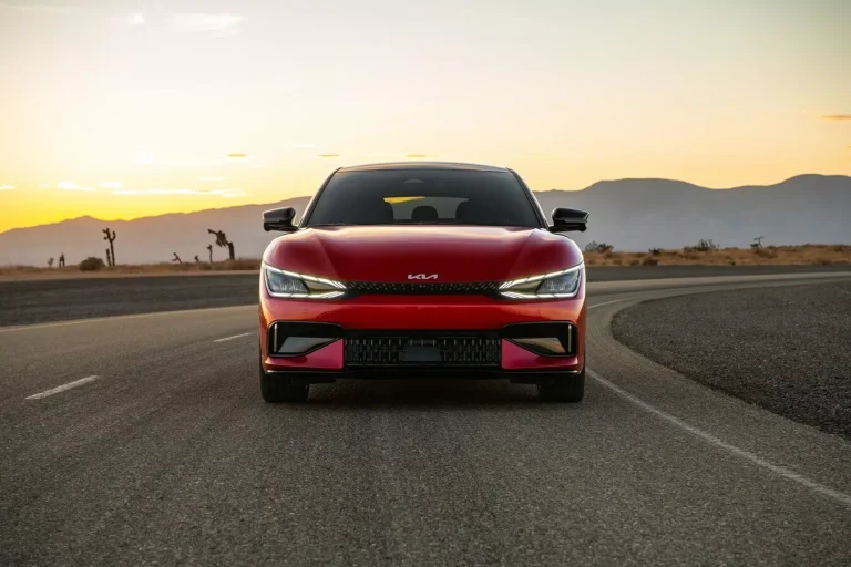 Proprietário de Kia EV6 aciona lei do limão após múltiplas falhas na bateria de 12V