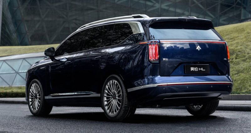 GAC lança Hyptec HL com versões elétrica e híbrida na China