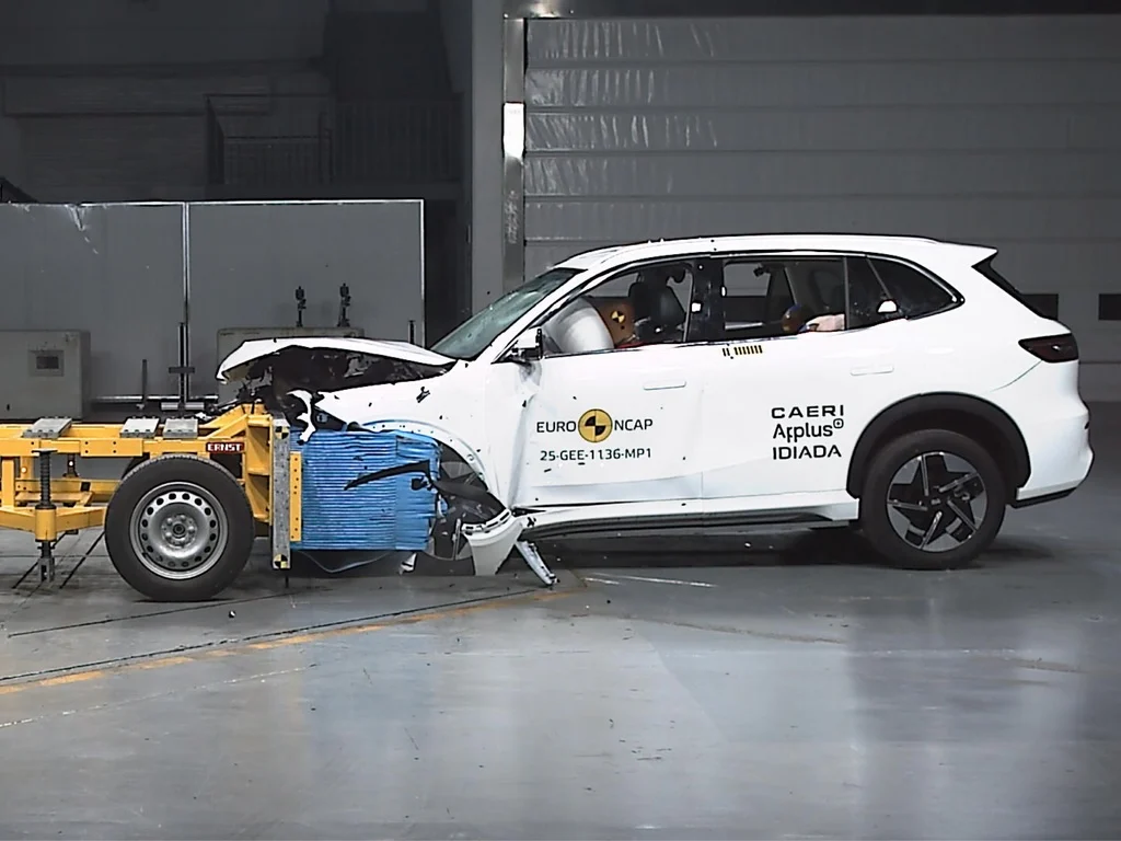 Geely EX5 recebe classificação de cinco estrelas em testes de segurança Euro NCAP e ANCAP