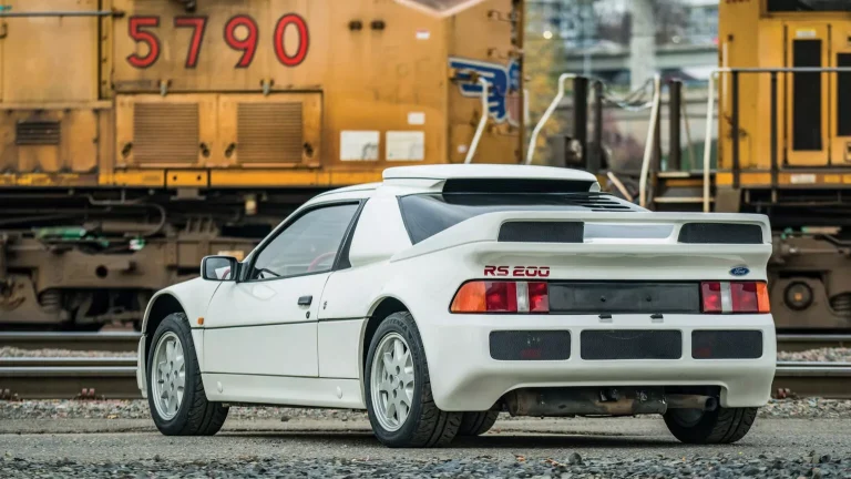 Tarifas de importação de Trump não afetam carros clássicos com mais de 25 anos