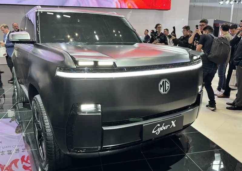 MG revela o SUV elétrico Cyber X no Salão de Xangai 2025