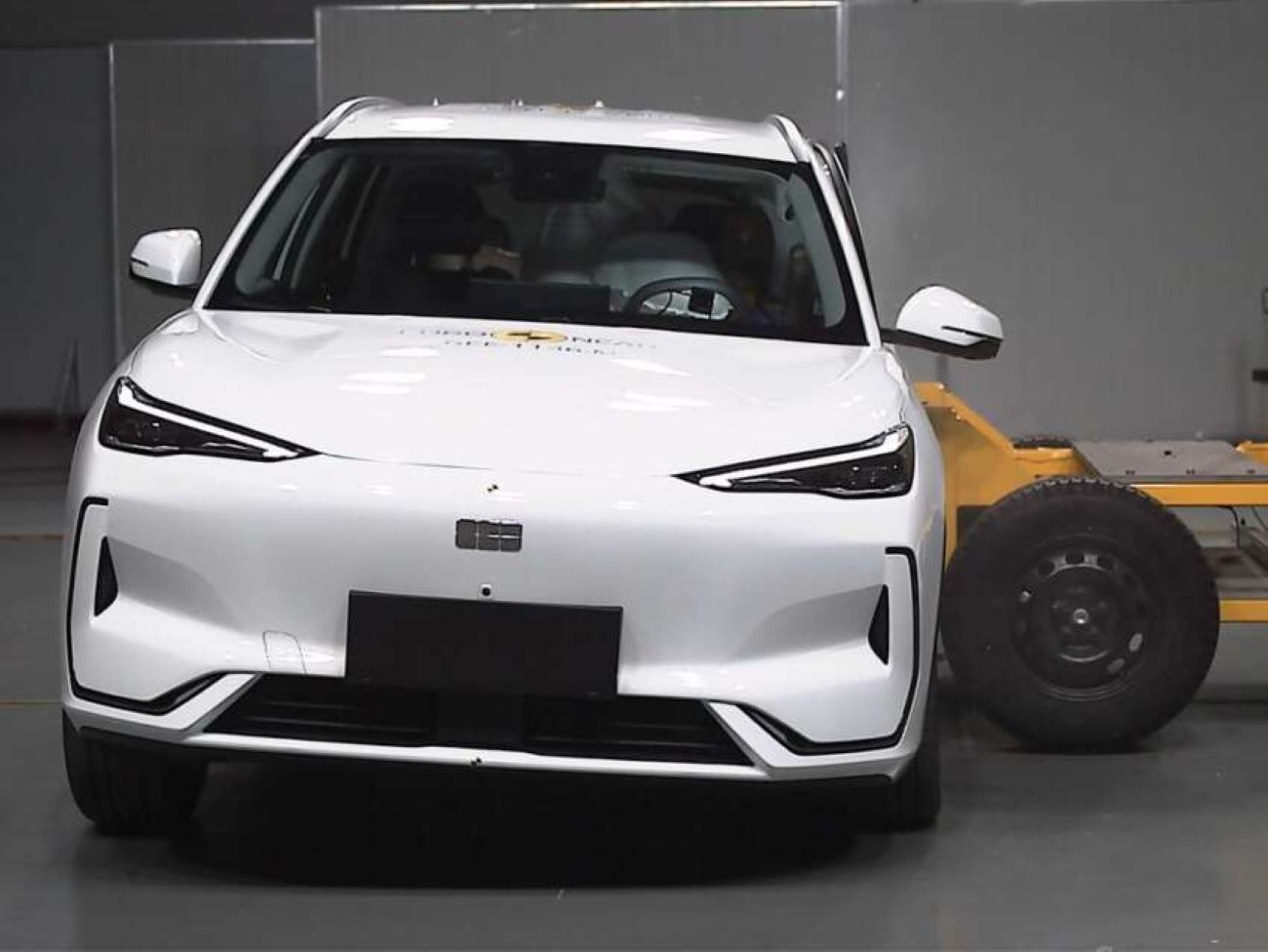 Geely inicia produção experimental em fábrica na Indonésia