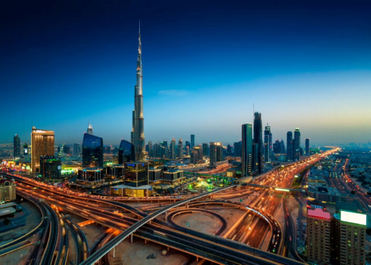 WeRide e Uber lançam frota autônoma em Dubai com tecnologia Hesai Lidar