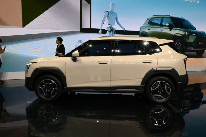 Dongfeng Nammi 06 estreia com design inovador e carregamento ultrarrápido