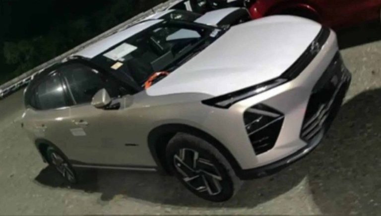 Chevrolet Captiva EV é flagrado sem camuflagem na Colômbia