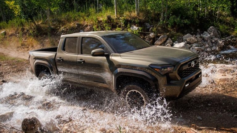 Toyota Tacoma impulsiona vendas da montadora em março