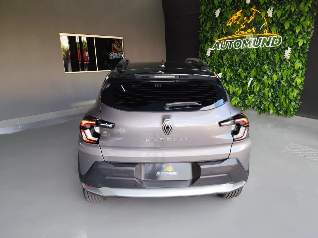 Renault Kardian tem oferta para PcD com isenção de IPI e bônus de fábrica