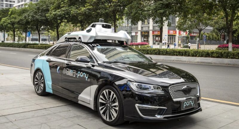 Uber firma parcerias com startups chinesas para expandir tecnologia de condução autônoma